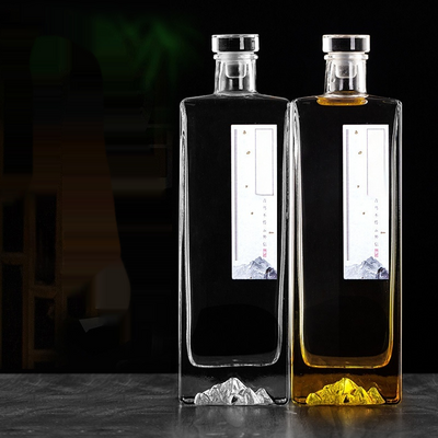 Nestora Serve™ – The Elegant Glass Bottle